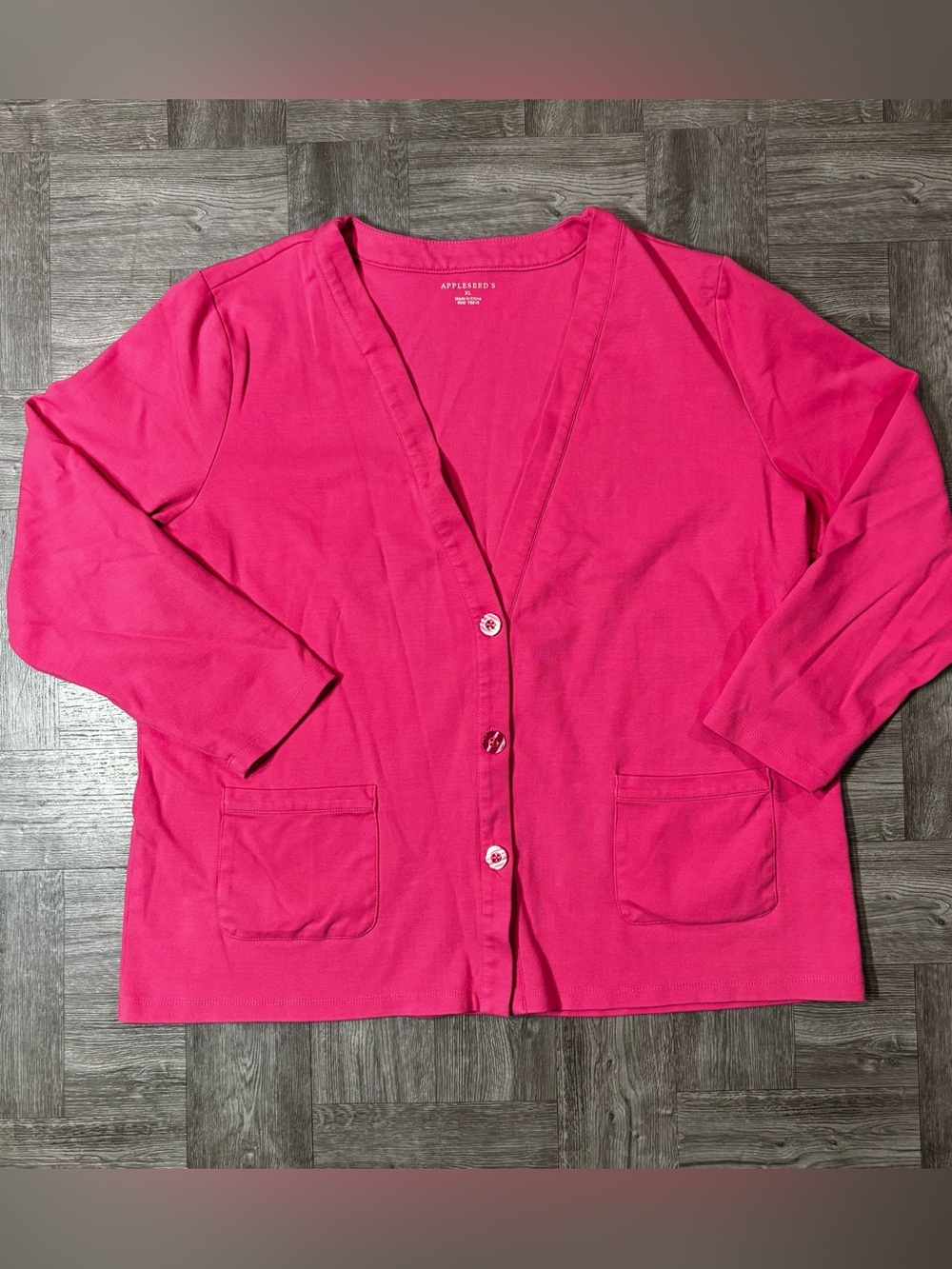 Women’s Appleseeds V-Neck Pink Cardigan Size XL